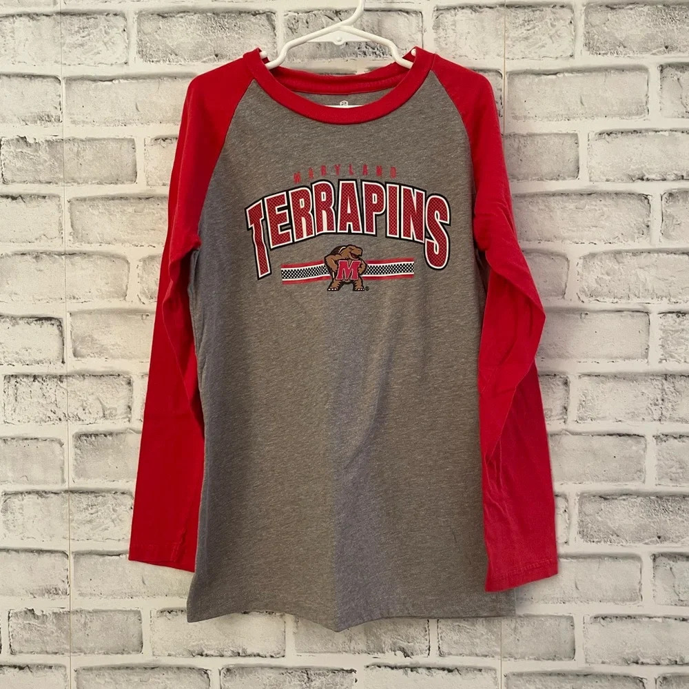Youth Maryland Terrapins raglan style long sleeve top, Size Medium (8/10)